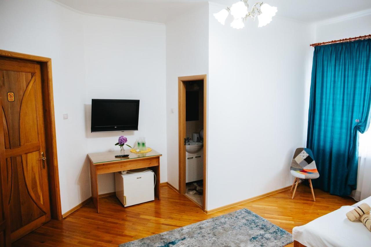 Pensiunea Casa Cristal Târgu Jiu 외부 사진