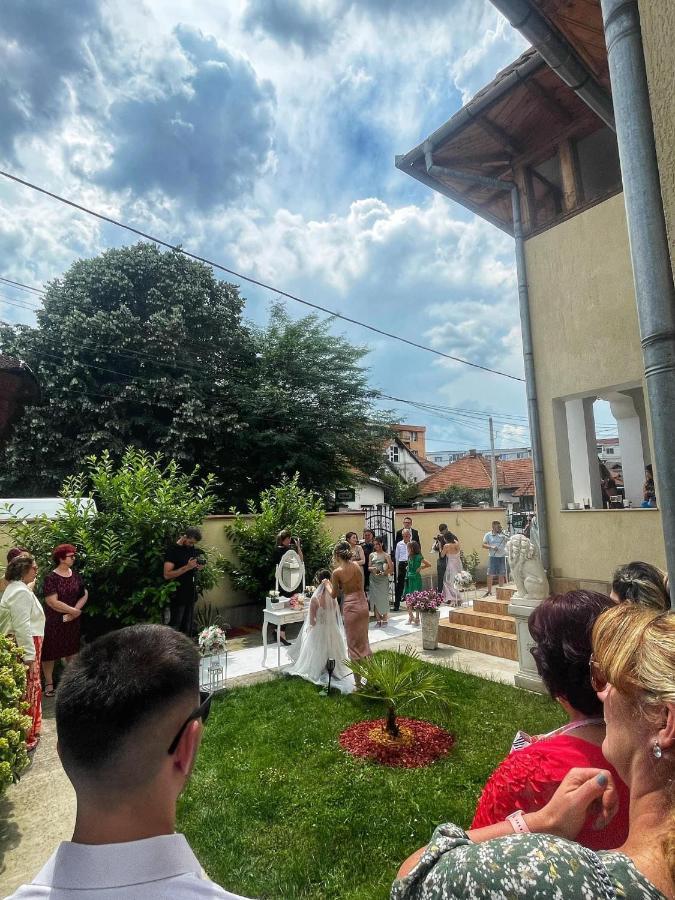 Pensiunea Casa Cristal Târgu Jiu 외부 사진